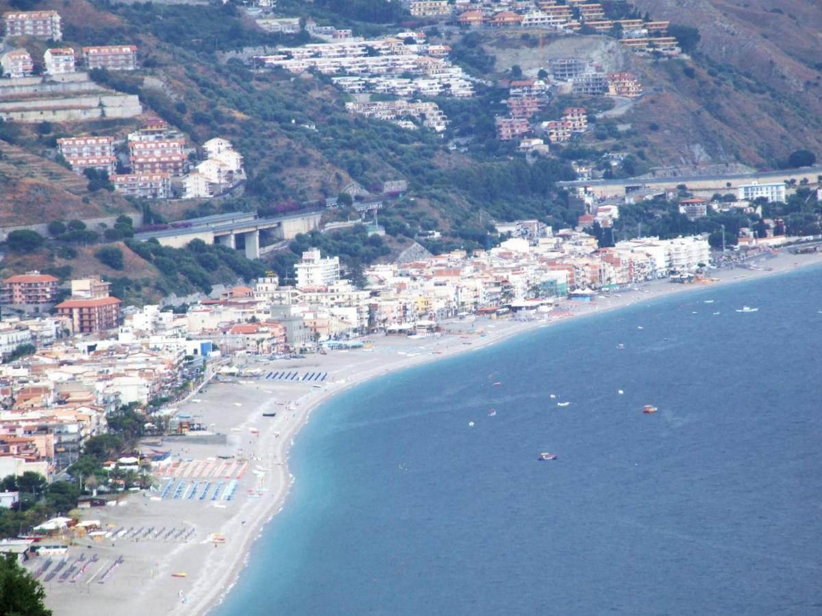 Nuova Casa Giulia Διαμέρισμα Letojanni Εξωτερικό φωτογραφία