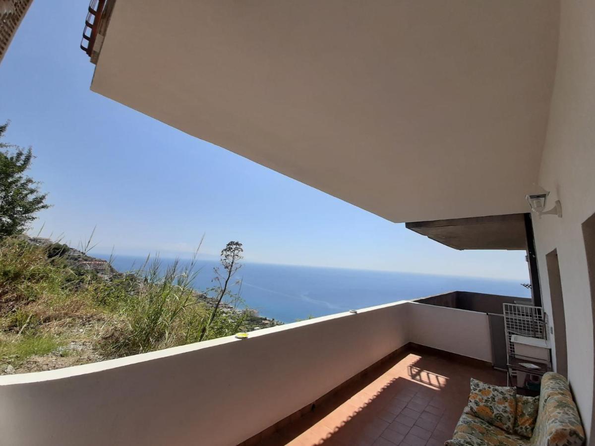 Nuova Casa Giulia Διαμέρισμα Letojanni Εξωτερικό φωτογραφία